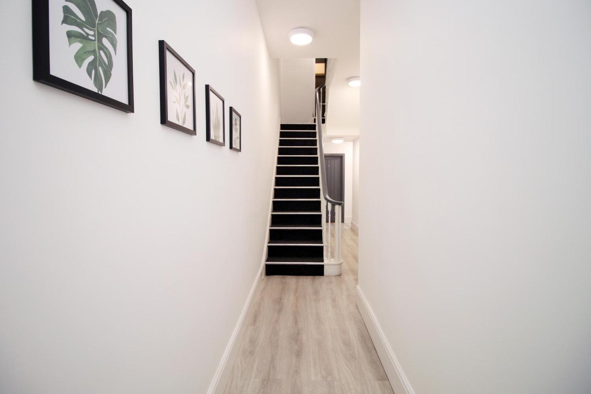 Fully Equipped Kitchen, Parking, City Centre Swansea Exterior foto