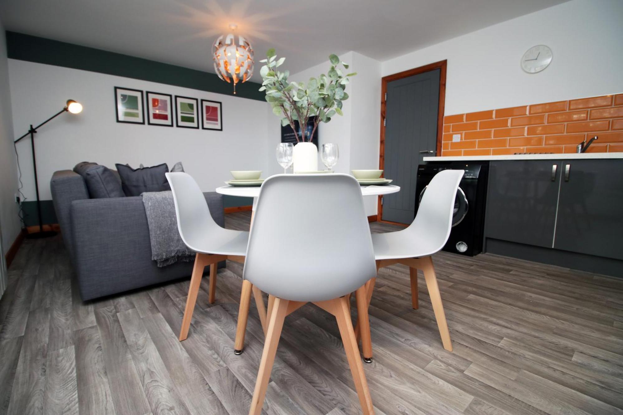 Fully Equipped Kitchen, Parking, City Centre Swansea Exterior foto