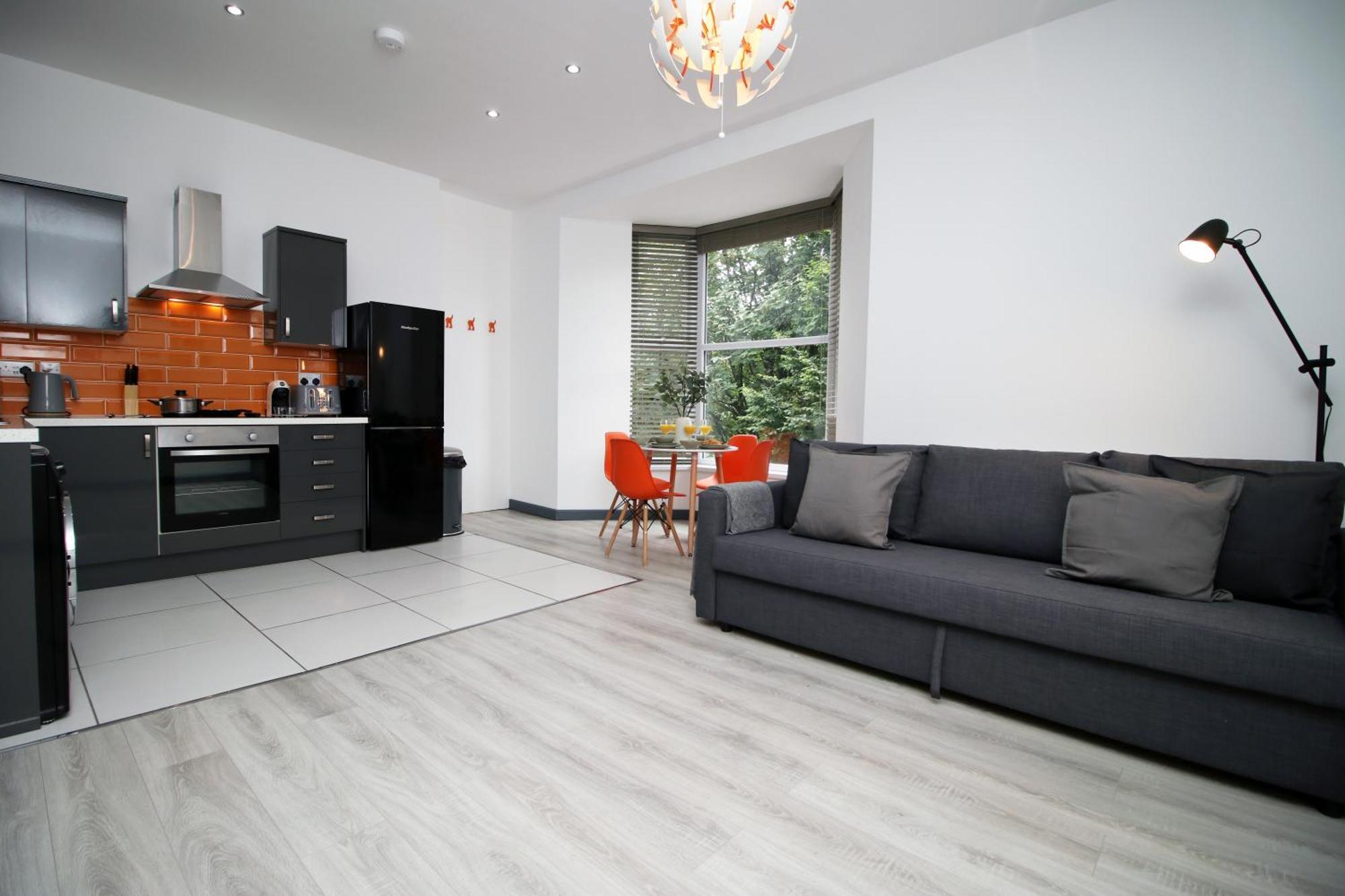 Fully Equipped Kitchen, Parking, City Centre Swansea Exterior foto