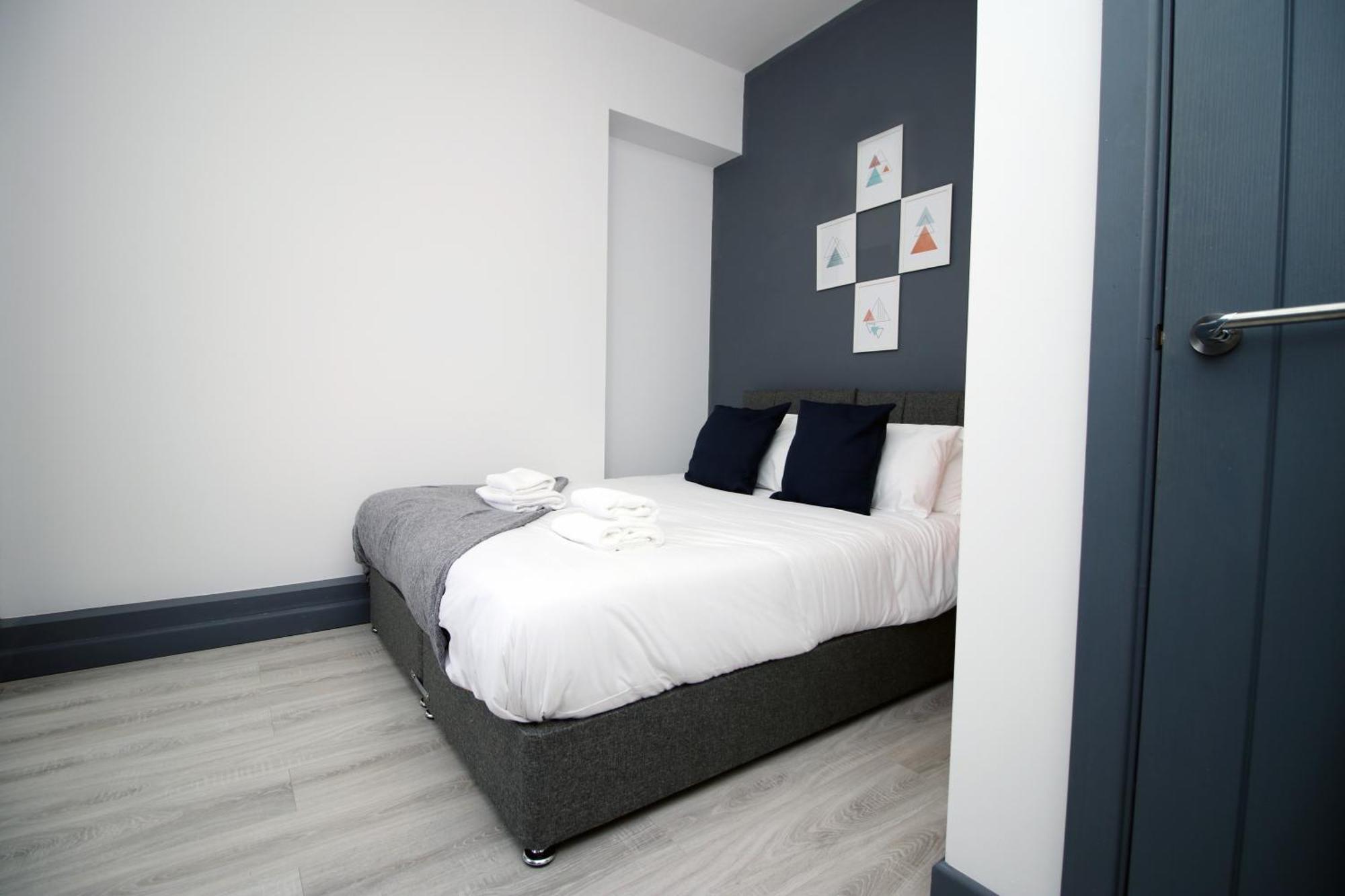 Fully Equipped Kitchen, Parking, City Centre Swansea Exterior foto