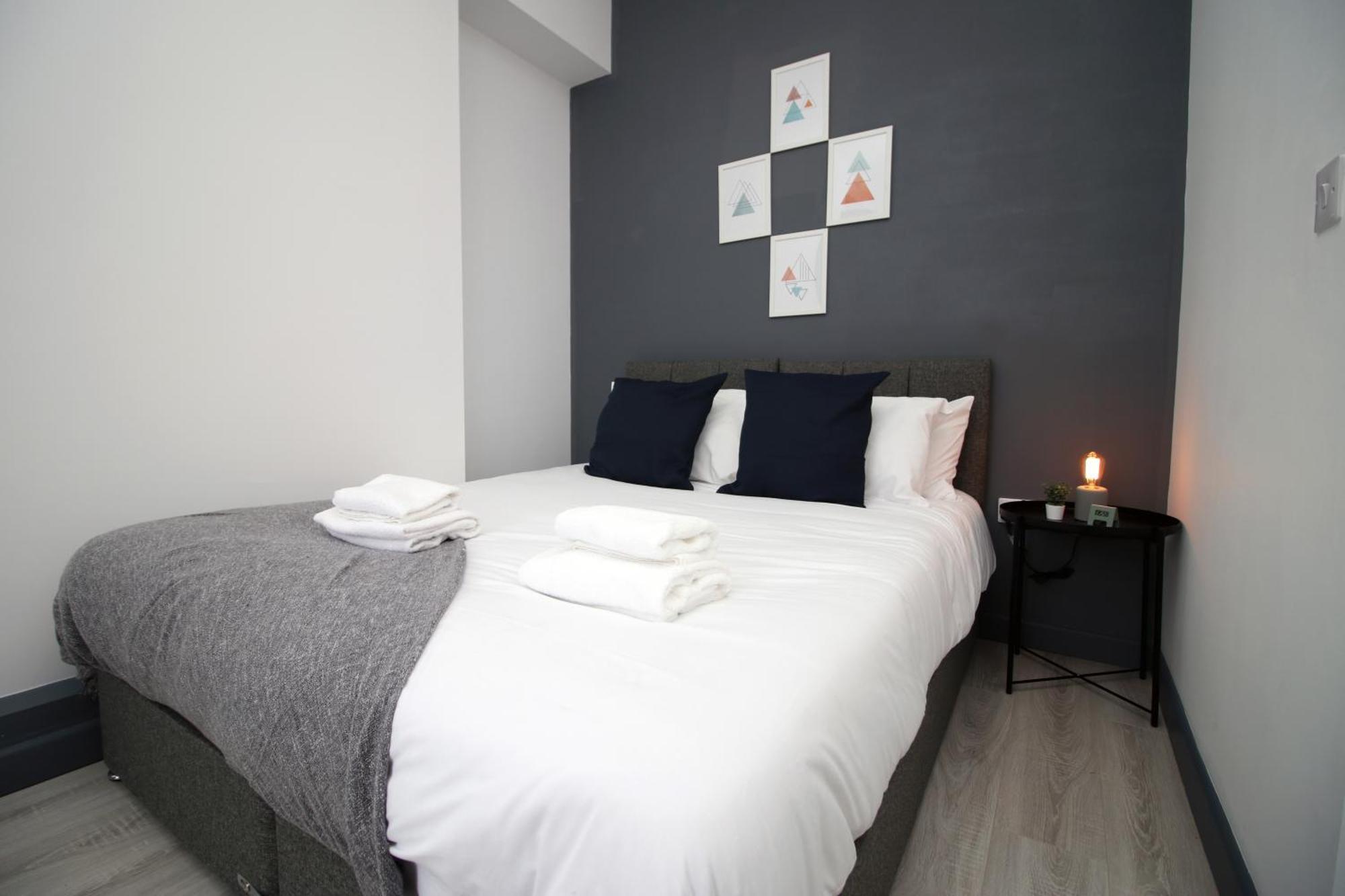Fully Equipped Kitchen, Parking, City Centre Swansea Exterior foto