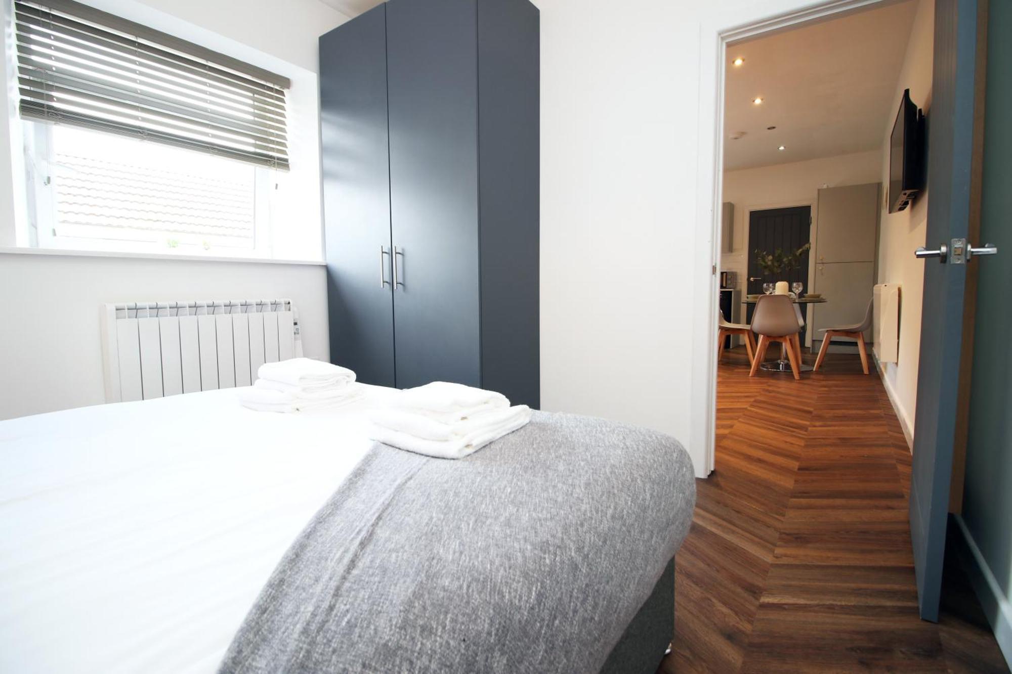 Fully Equipped Kitchen, Parking, City Centre Swansea Exterior foto