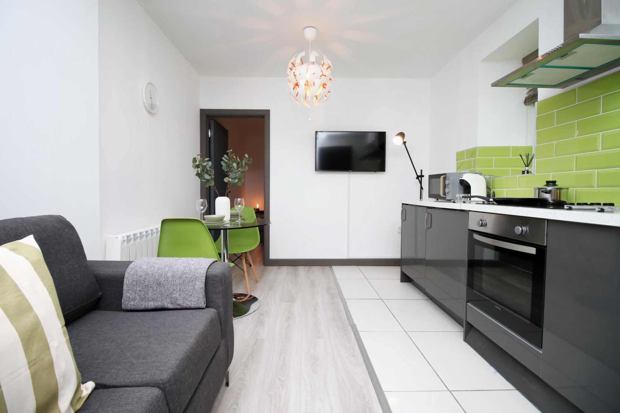 Fully Equipped Kitchen, Parking, City Centre Swansea Exterior foto