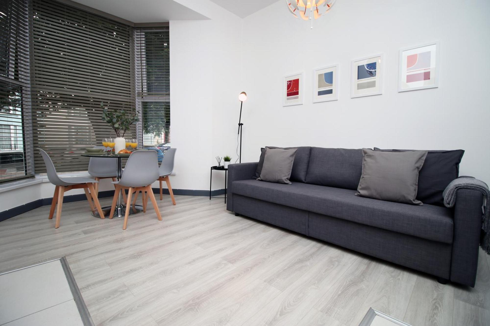 Fully Equipped Kitchen, Parking, City Centre Swansea Exterior foto